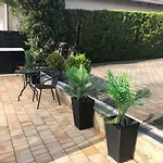 Respect Apartment *