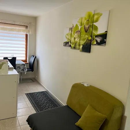 Apartment Respect *